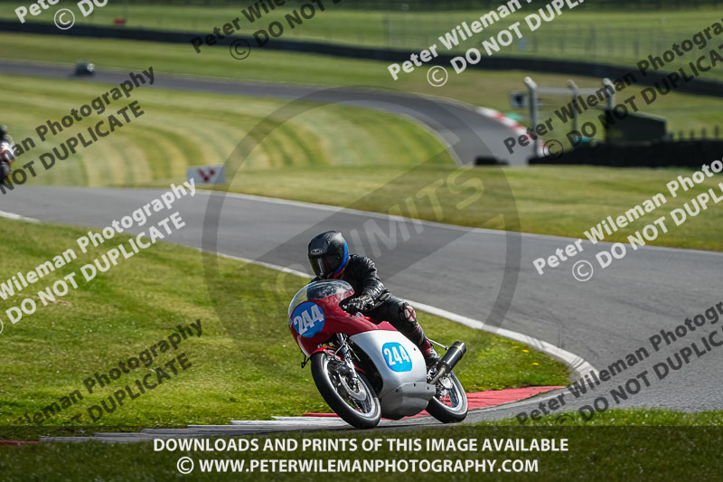 cadwell no limits trackday;cadwell park;cadwell park photographs;cadwell trackday photographs;enduro digital images;event digital images;eventdigitalimages;no limits trackdays;peter wileman photography;racing digital images;trackday digital images;trackday photos